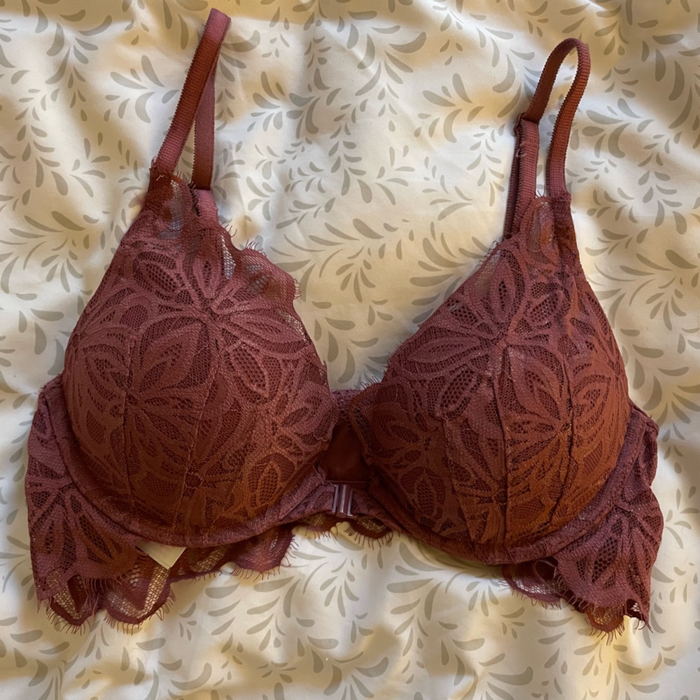 PINK Victoria's Secret Date Super Push Lace Bra